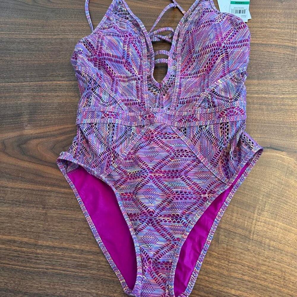 Nwt becca crochet one piece